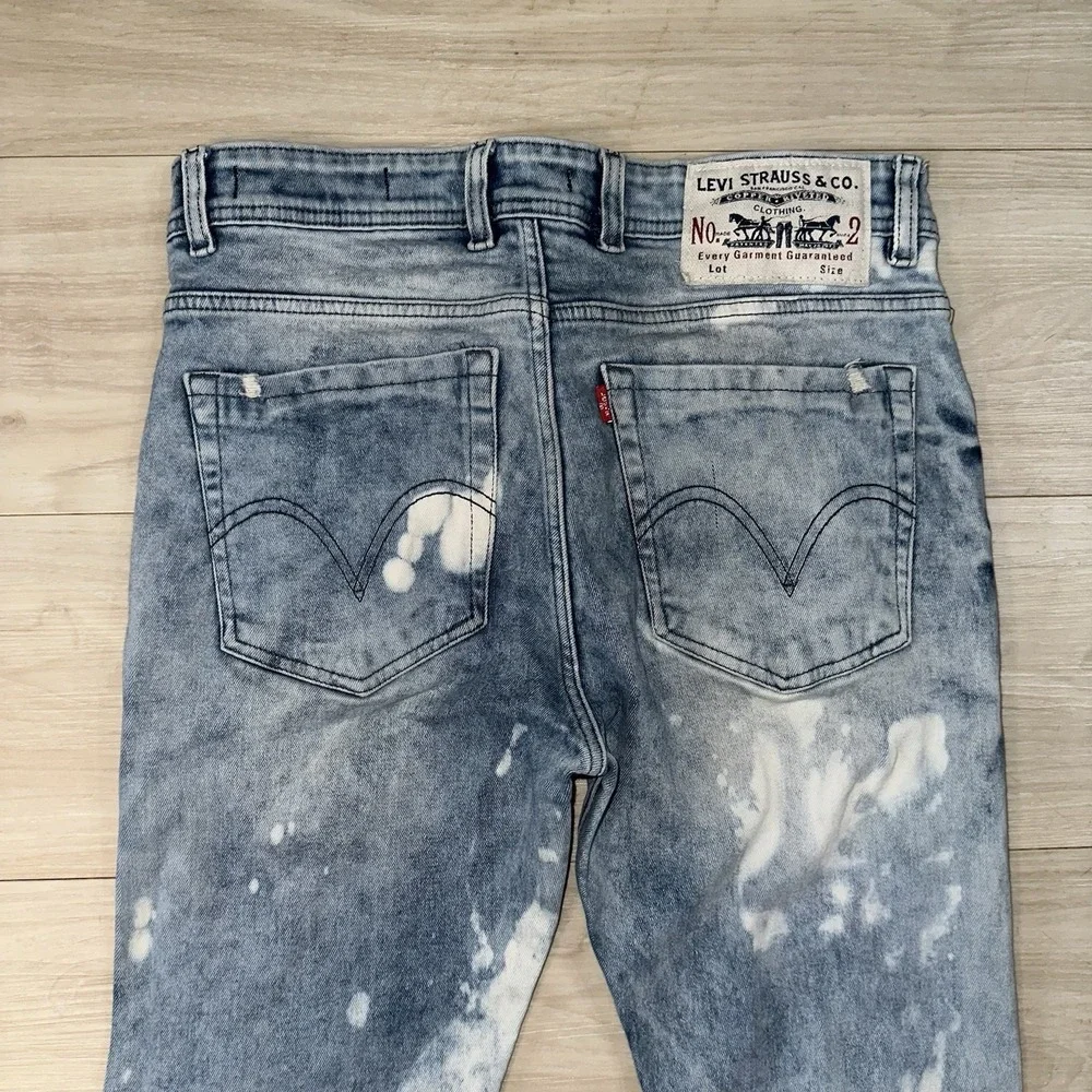 Levi's Skinny Taper Paint‎ Splatter Jeans size 31x29 Preppy Stretch Distressed